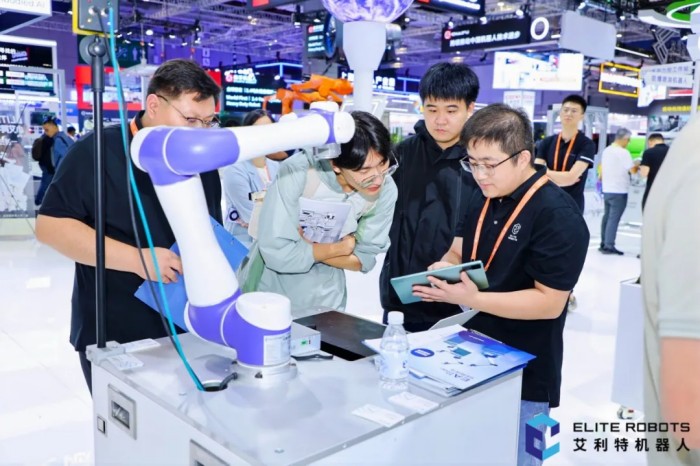 艾利特協作機器人